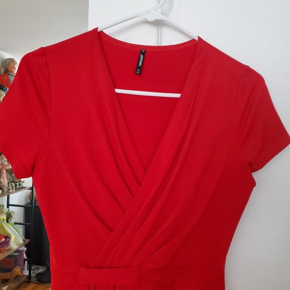 Smash! Red dress - Picture 4 of 6